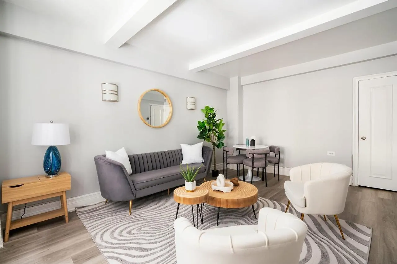 73-201 New 1Br 1Bth Uws Doorman Gym Daire New York